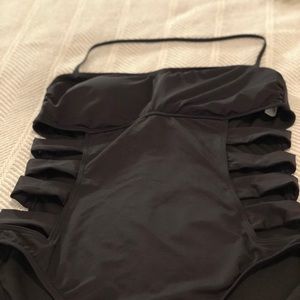 NWT Kenneth Cole Reaction swimsuit